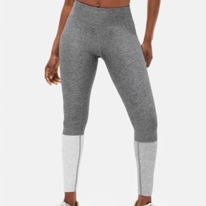 NWT Outdoor Voices grey dip 7/8 leggings
